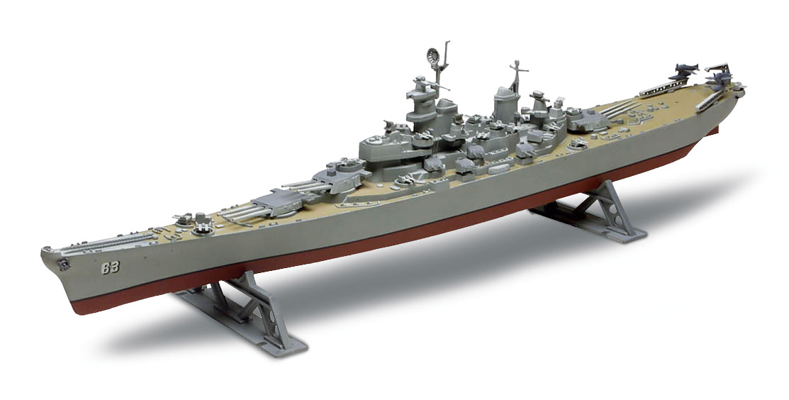 Revell 10301 U.S.S. Missouri Battleship detailierter Modellbausatz 1:535